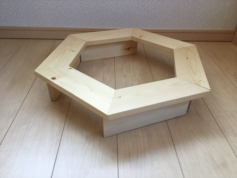 一番の ヘキサテーブル １５㎜ラワン材 六角形テーブル - テーブル/チェア